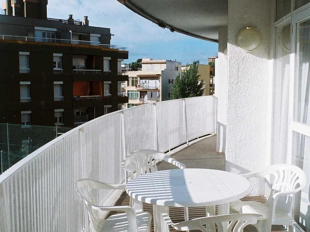Апартаменты Acapulco Sol Central Lloret Льорет-де-Мар Экстерьер фото